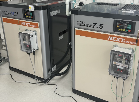 コンプレッサーの台数制御盤！稼働台数を自動調整してCO2削減・労務・電気代削減を同時に実現する省エネ手法